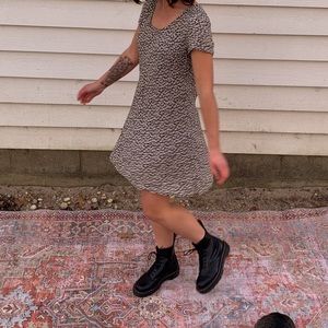 Vintage daisy mini dress